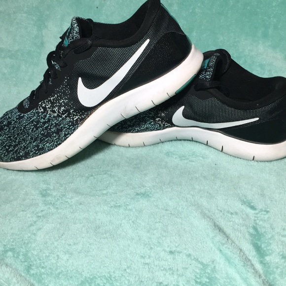 Nike Shoes - Nike flex contact shoes